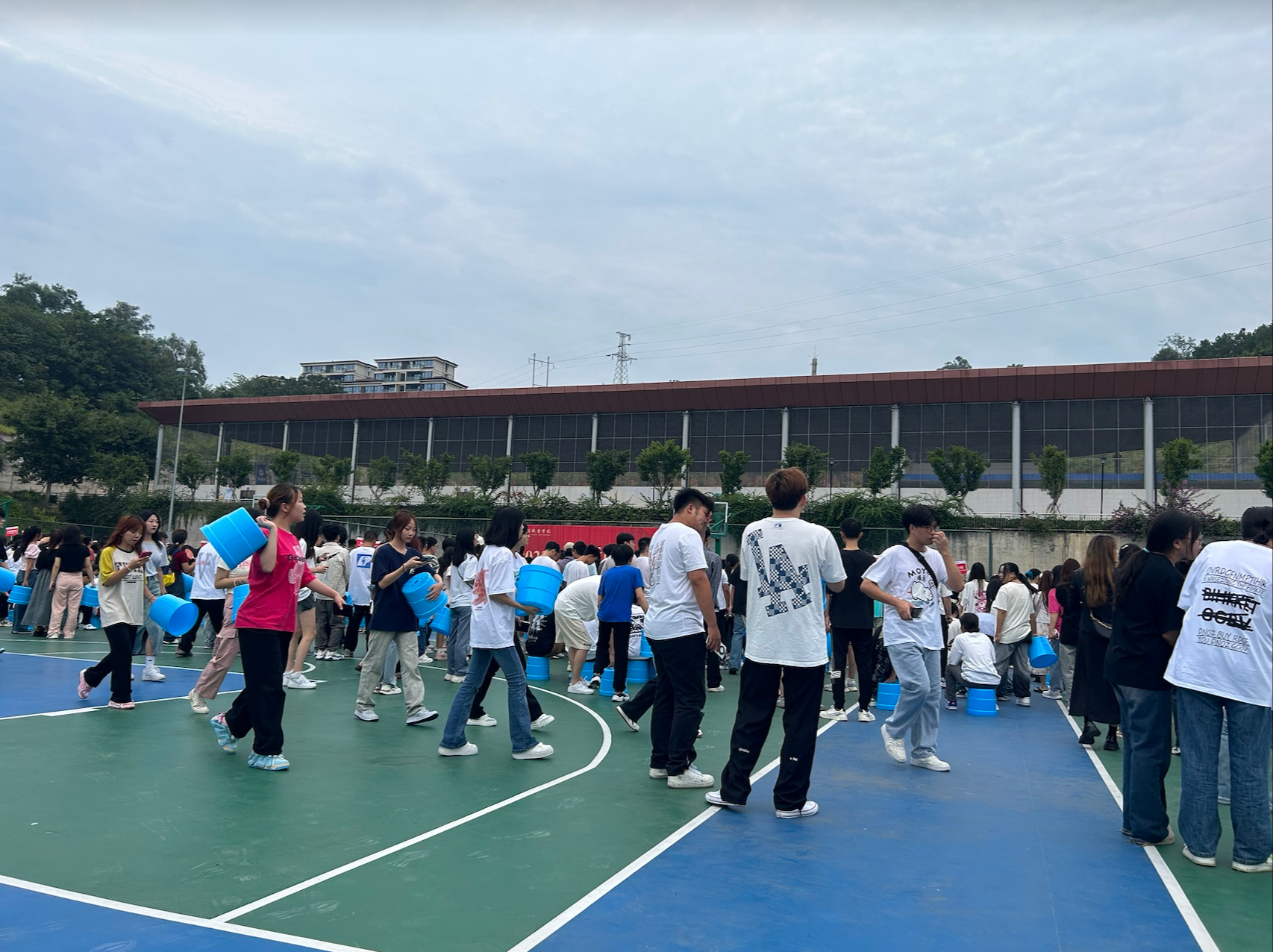 开学典礼找不到班级